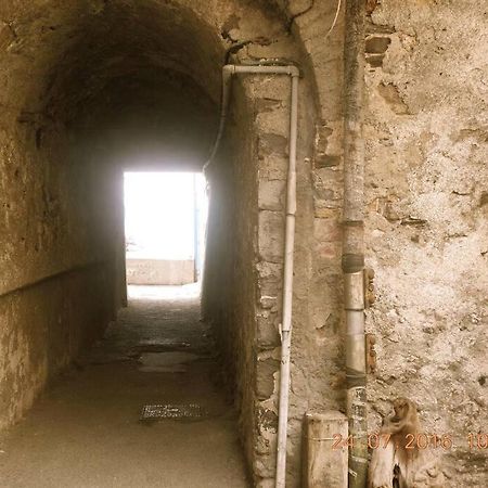 Apartmán Unposto Dove La Luna Si Mostra Nuda Janov Exteriér fotografie